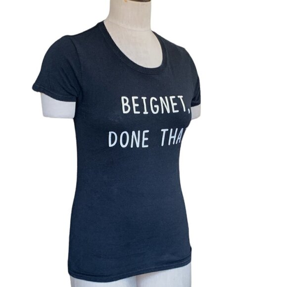 Graphic Tee "Beignet, Done That" Black XS/S #62K - Picture 3 of 5